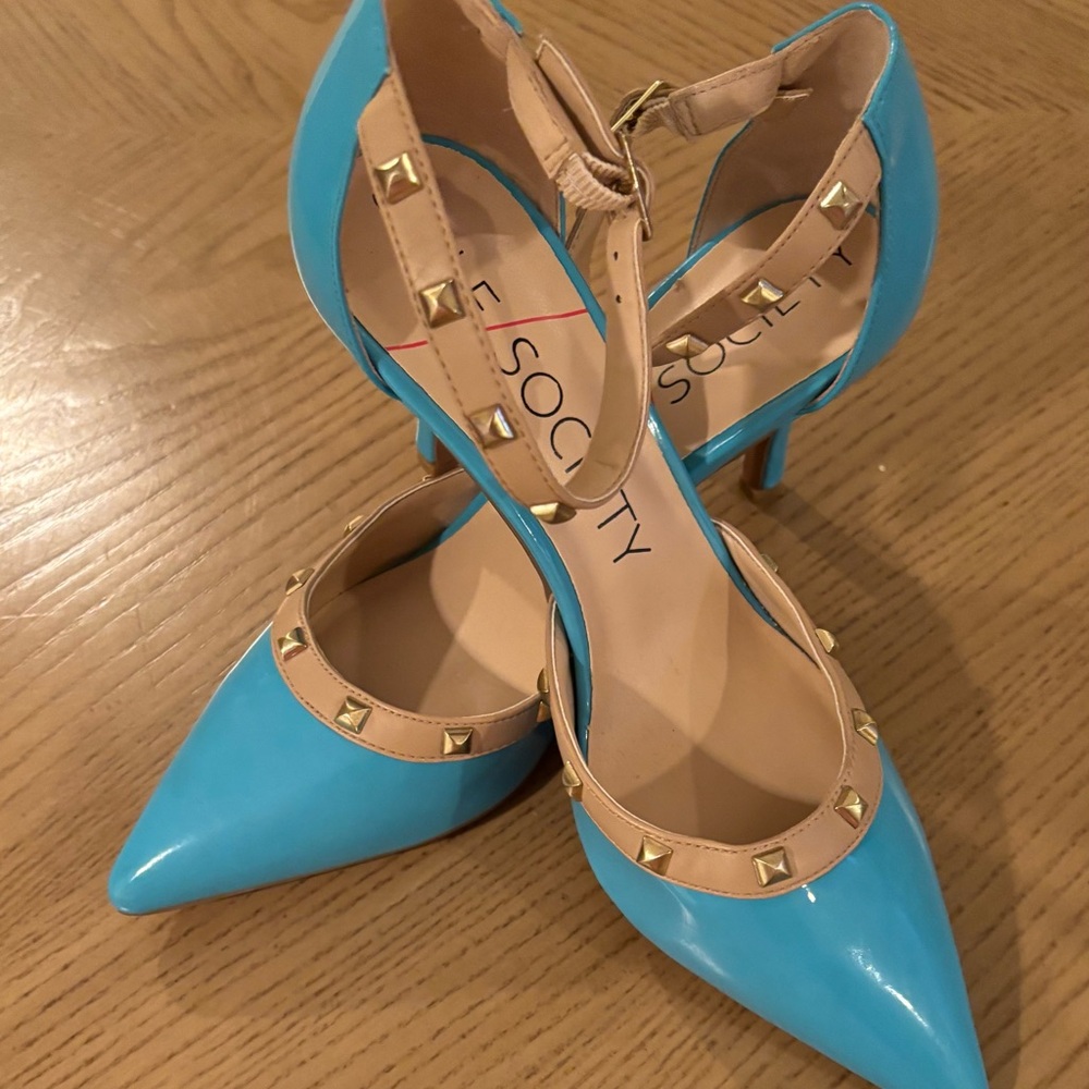 Sole Society Blue and Tan Heels with Elegant Ankle Strap